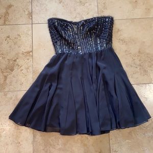 Calvin Klein Strapless Gray Sequin Cocktail Dress